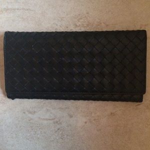 Bottega Veneta Black Leather Wallet.